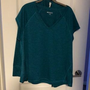 Comfortable light weight workout top